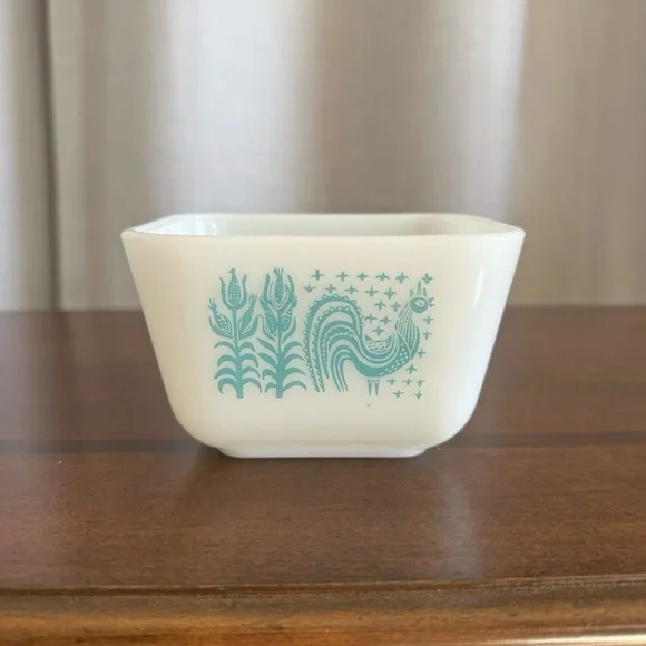 Vintage Pyrex 1.5 Cup Refrigerator Dish Amish Butterprint 501 No Lid - Picture 4 of 7